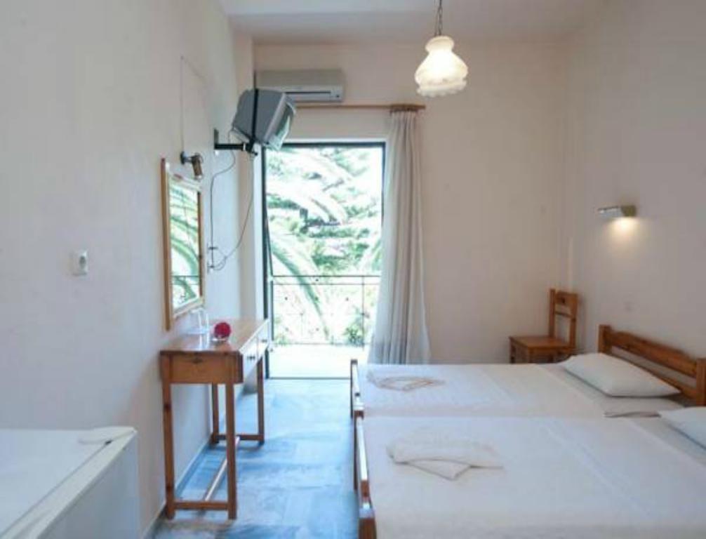 Hotel Finikounda Ngoại thất bức ảnh